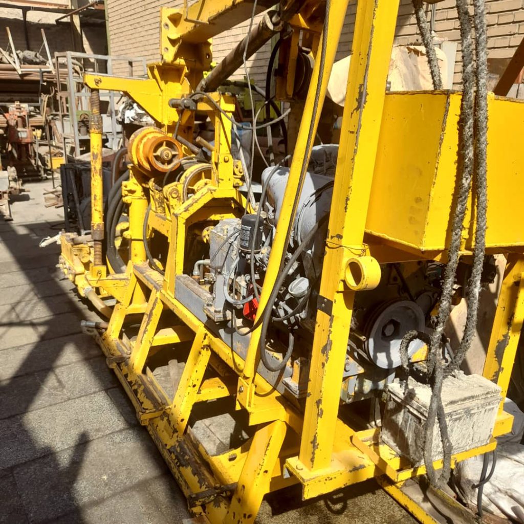 استخدام کارگر ساده برای حفاری ماشینی