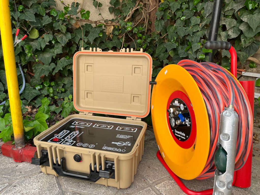 فروش لرزه نگاری دانهول و سطحی masw تعیین موج برشی